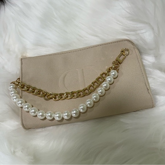 Dior Beauty mini bag - Picture 6 of 15